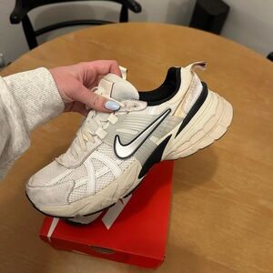 Nike V2K Run Shoes
